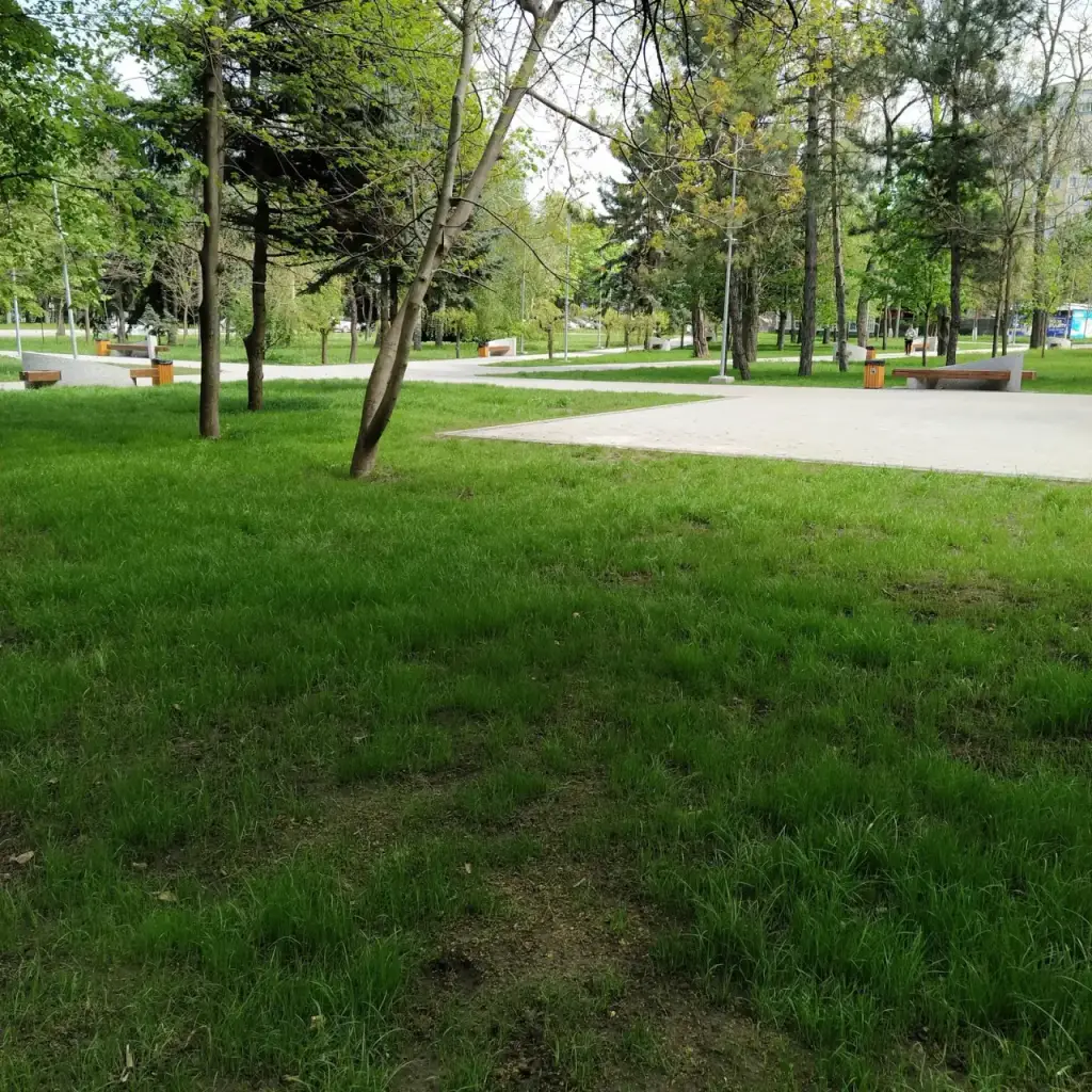Grădina Publică Sarmizegetusa — fotografie 3