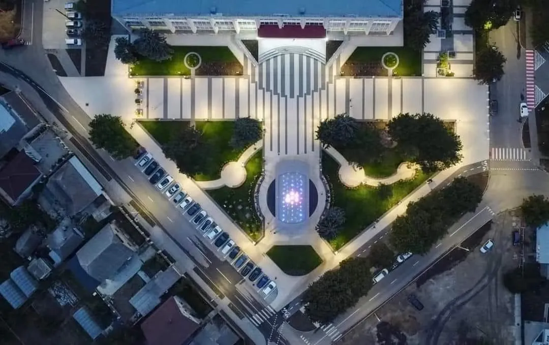 Palatul de Cultură „Nicolae Botgros” — fotografie 1