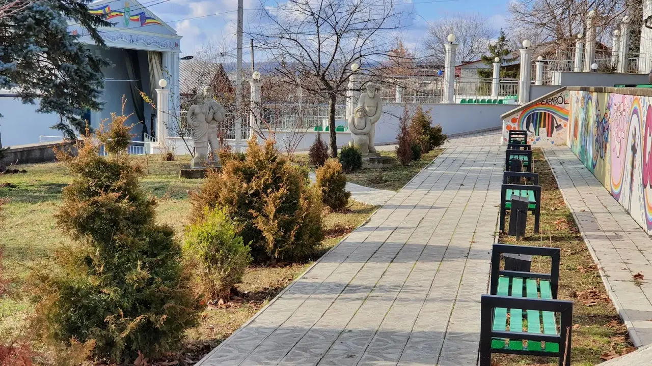 Parcul Orășenesc Călărași (Călărași Town Park) — fotografie 3
