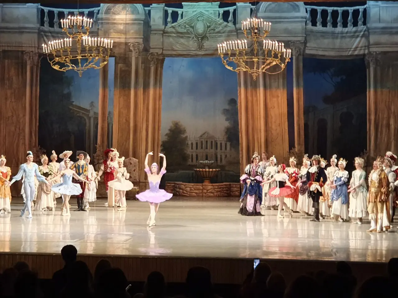 Teatrul Național de Operă şi Balet „Maria Bieșu” — fotografie 2
