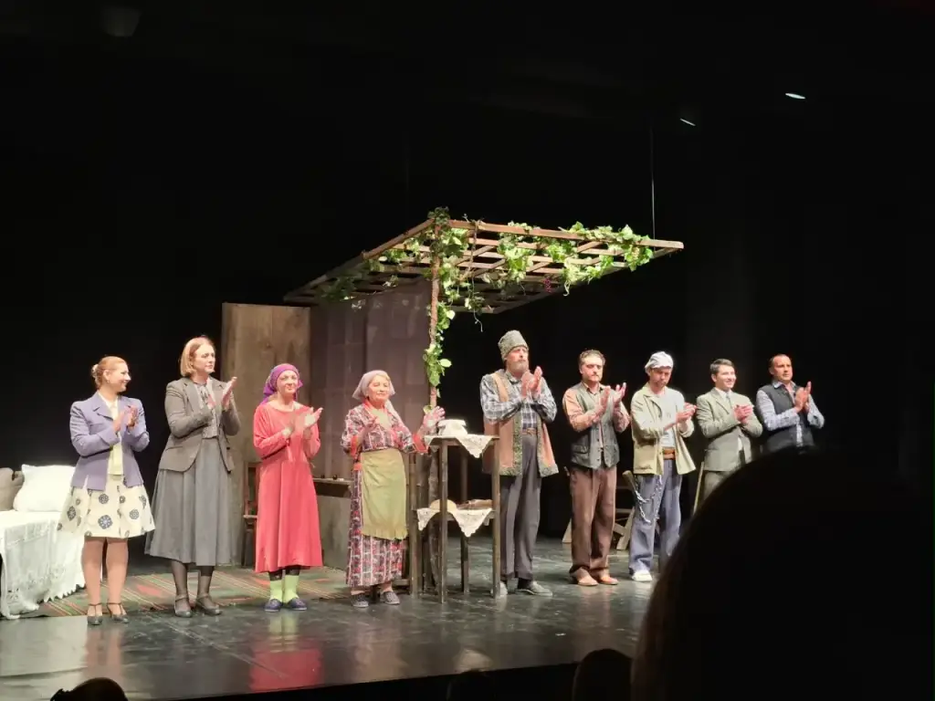Teatrul Republican „Luceafărul" — fotografie 1