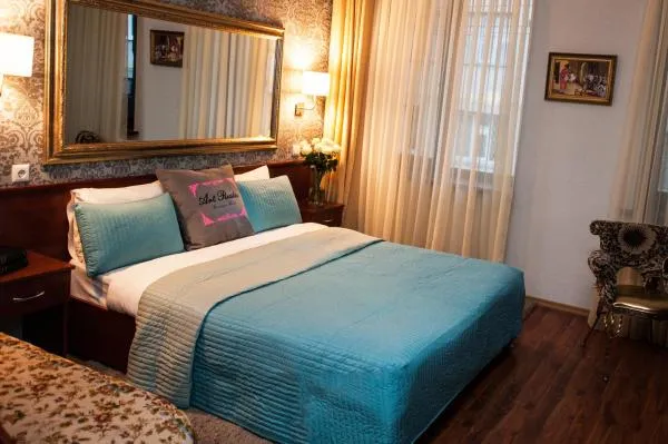 Art-Rustic Boutique Hotel