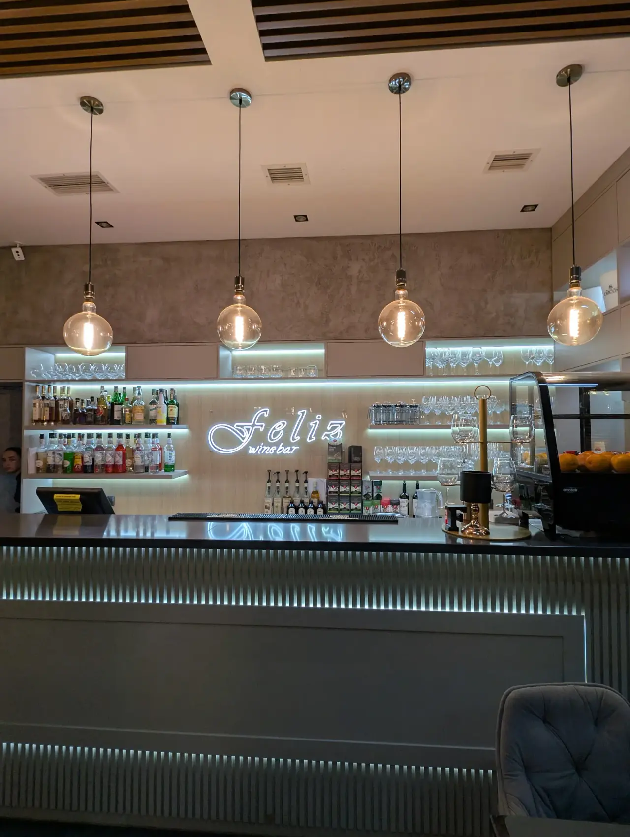 Feliz Wine Bar