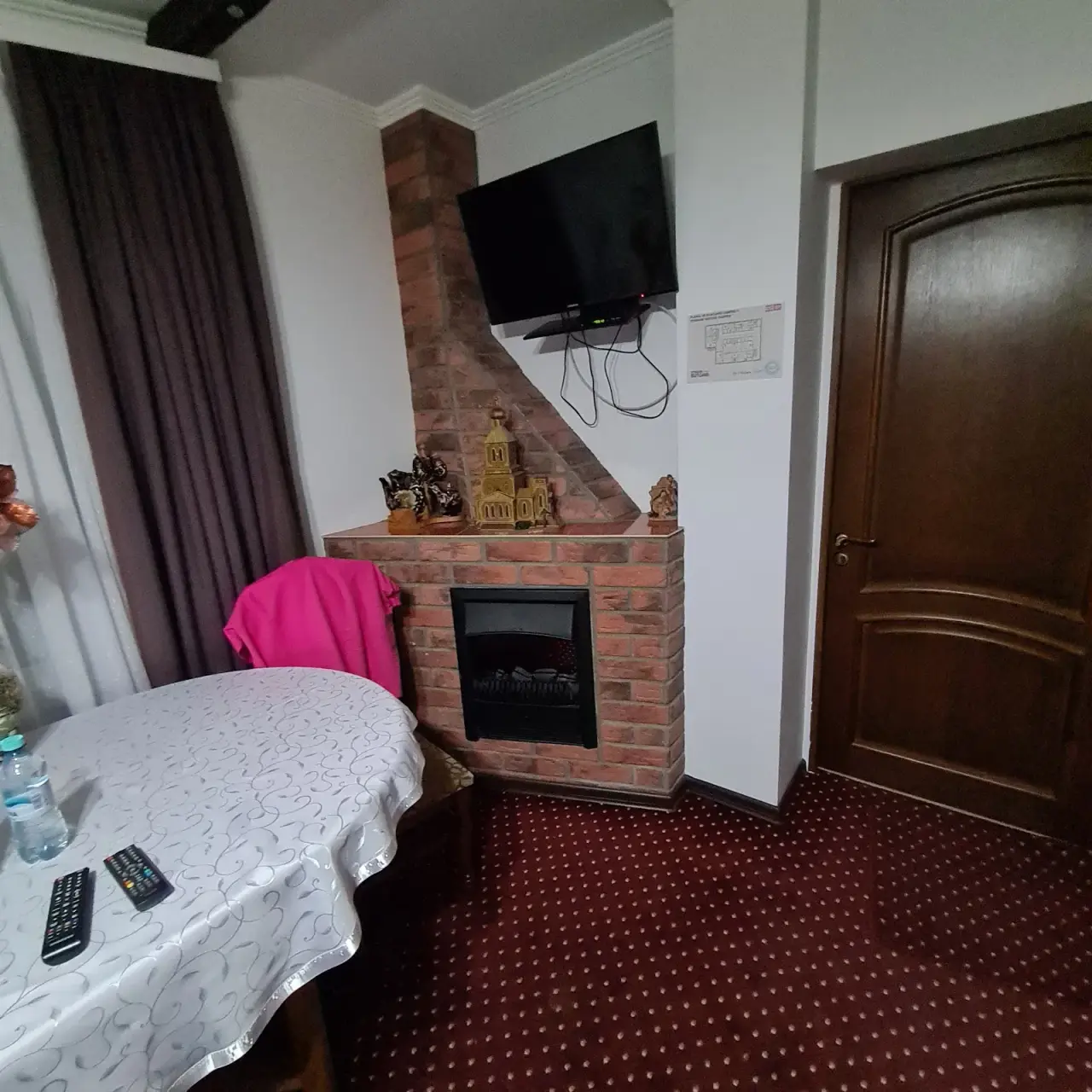 Hotel BUTOIAS