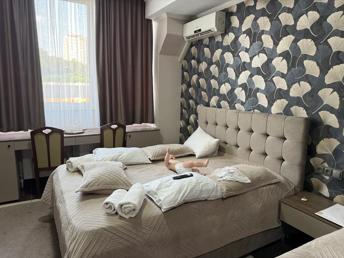 Hotel Iris