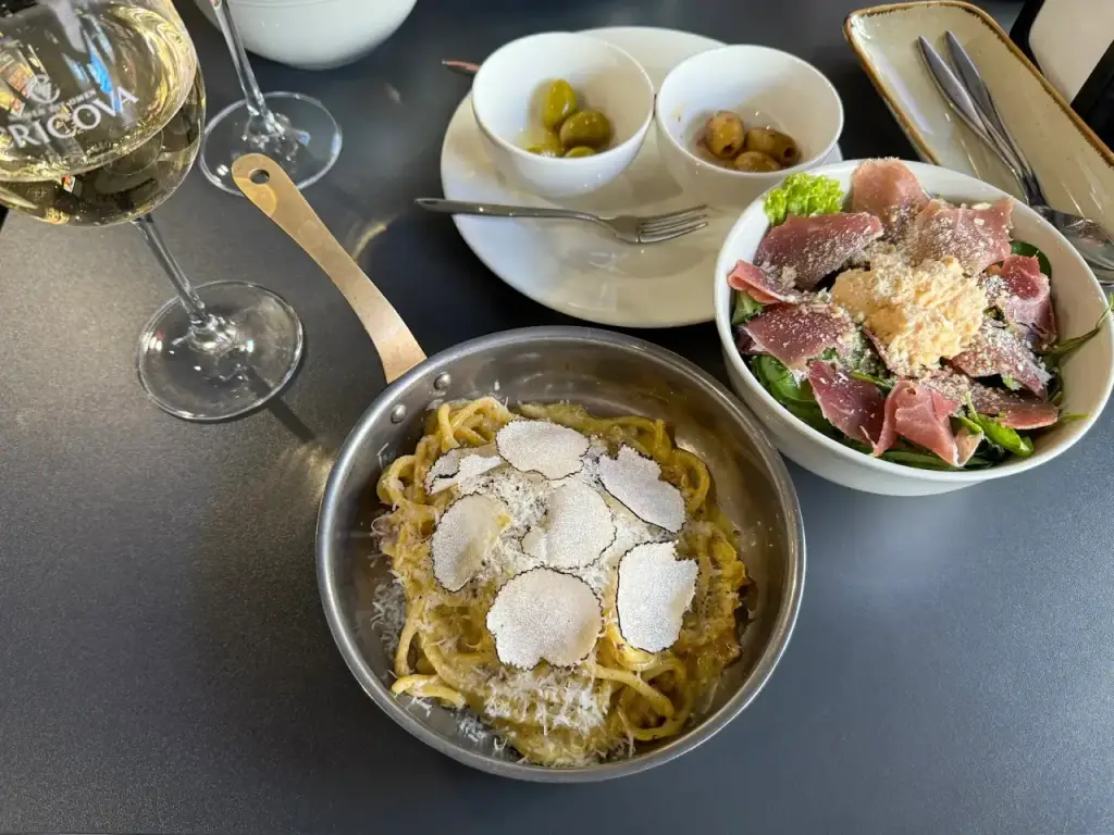 Linguine Pasta Bar