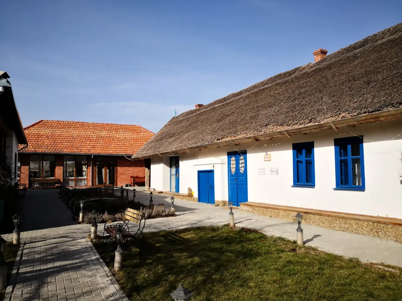 Pensiunea Turistică "Casa Veche"