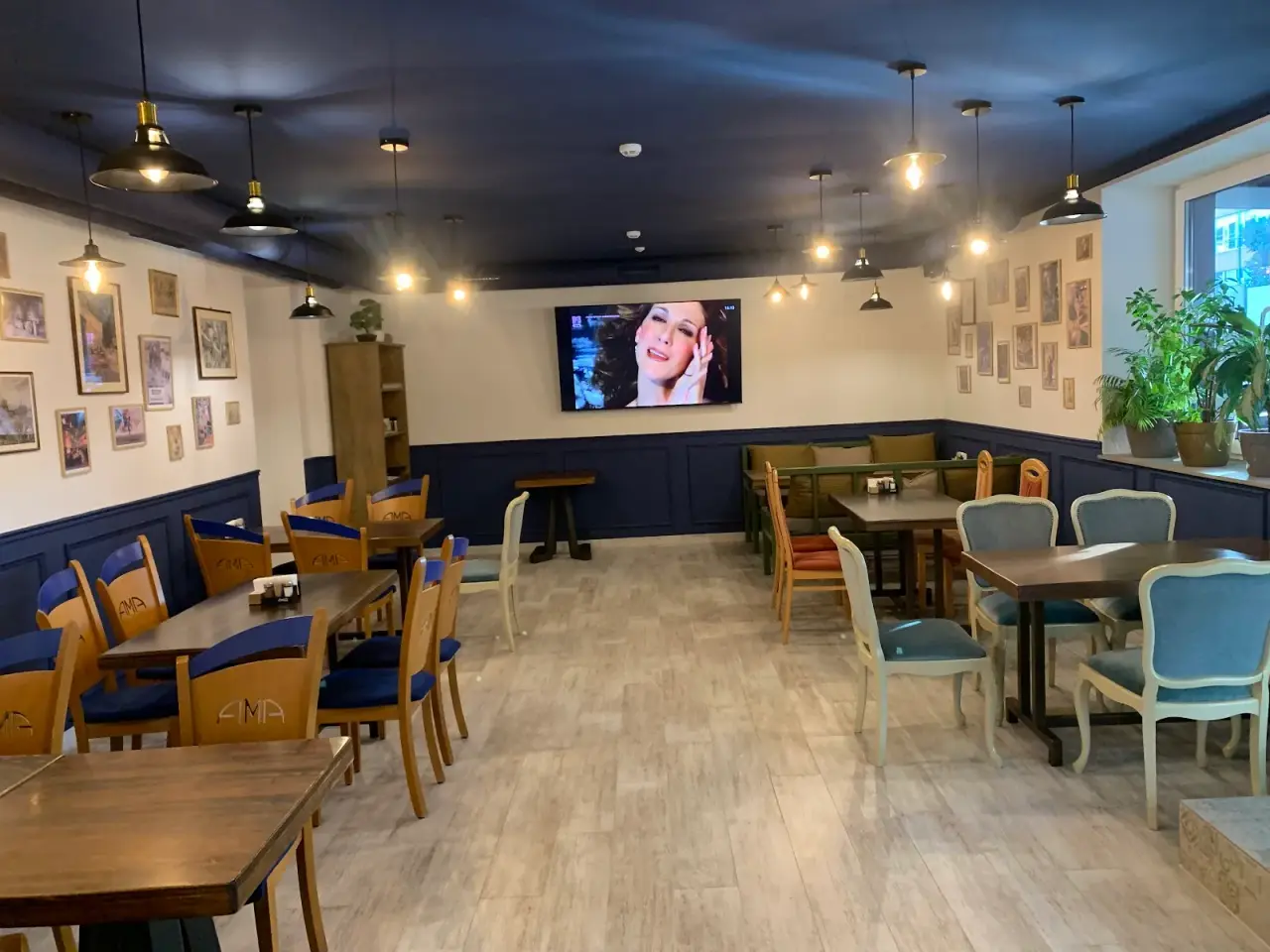 Proper Pub