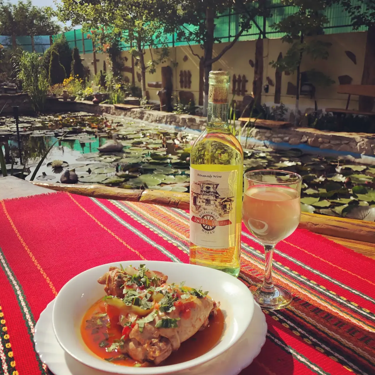 Roata Vremii Restaurantul-muzeu