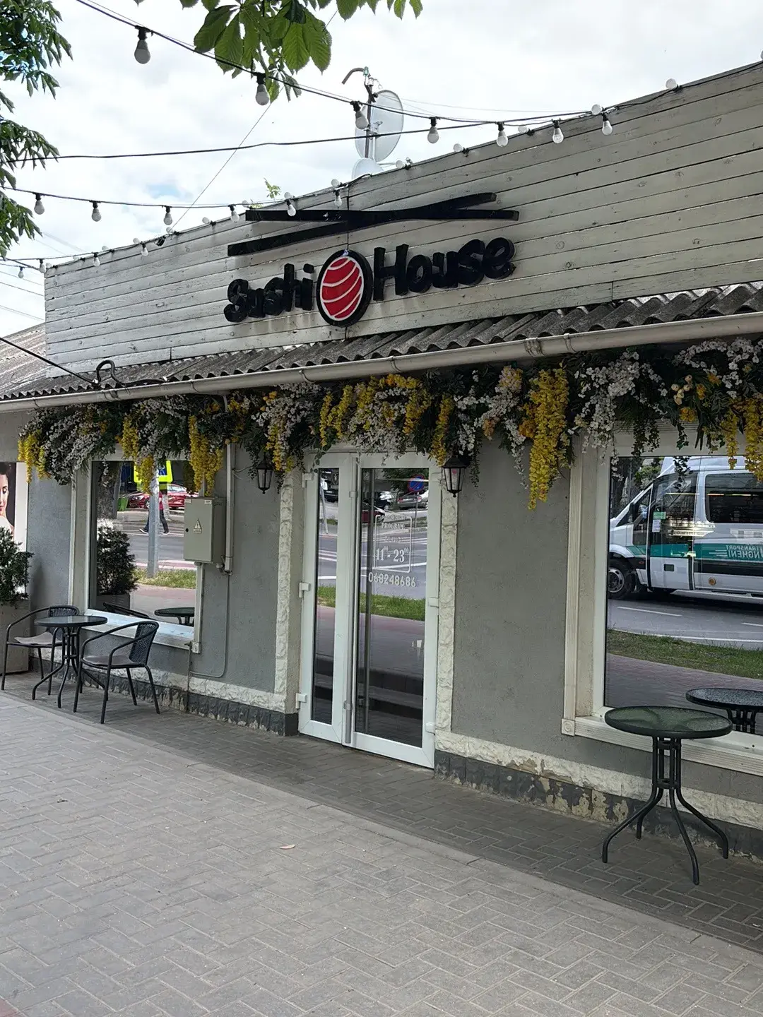 Sushi House